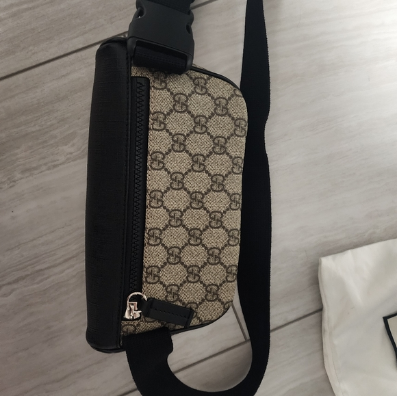 100% authentic gucci belt bag - Picture 3 of 8